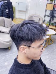 -藤野造型烫染·漂发