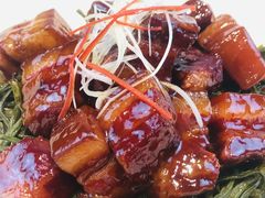 蜜制红烧肉-码头鲜精致威海菜(欧乐坊店)