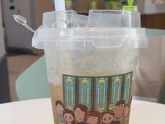 -奈雪的茶(优特汇店)