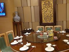 -广州中心皇冠假日酒店·百粤楼