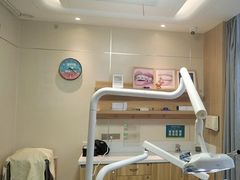 -上海仁爱医院口腔科 · 种植