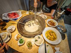 -陈大锅·岳阳鱼馆·地道岳阳菜(美食街店)