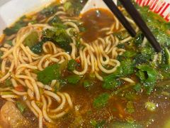 -牛吃草牛肉面(甬港南路店)