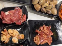 -啊美丽炭火烤肉(滑翔一店)