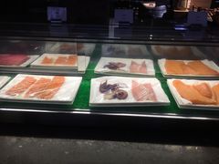 -BLU 全日制餐厅(上海安曼纳卓悦酒店)