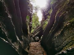 -梭布垭石林景区
