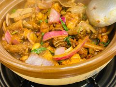 -胡须佬鸡煲四季火锅店(石厦西村直营店)