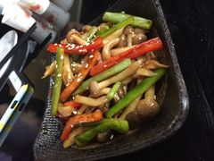 -鸣记脆皮烤鱼(铁西店)