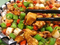 火爆兔丁-香叶草中餐厅(川白楼店)
