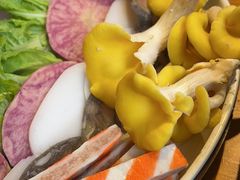 -民食香·腊排骨野生菌美食(木府店)