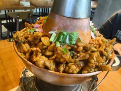 -炉小二铜锅牛蛙•川湘菜(三里屯店)