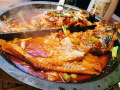 -鸣记脆皮烤鱼·海鲜烤鱼(三八广场店)