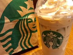 -星巴克(重庆新世纪凯瑞商都店)