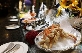 Golden Crab Legs