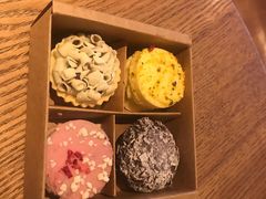 -星巴克臻选(莘庄仲盛店)