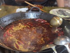 -黄潇洒老火锅(九眼桥宏济巷店)