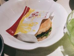 -一叶一世界•素食餐厅(环球中心店)