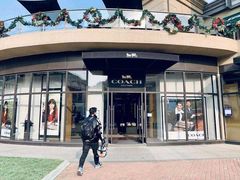 -王府井奥莱临潼小镇(临潼店)