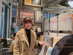 -黑胶星球(华发中城商都店)