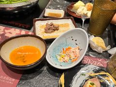 -牛YO寿喜烧·铁板烧和牛火锅自助(市府恒隆店)