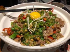 窝蛋肥牛-酒肆浅葱•烧烤•龙虾•排档(卓悦intown店)