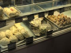 -白玉兰食品甜凤店(合生汇店)