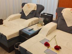 -秘地·影院式足浴SPA(凤三旗舰店)