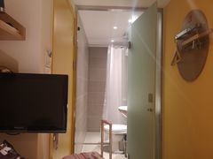 -布丁严选酒店(杭州武林西湖文化广场地铁站店)