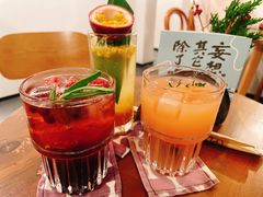 莓果苏打-野路甜点铺(松柏路店)