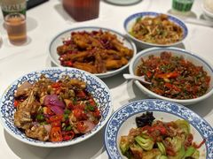 甜麻跳跳牛蛙-欧记大排档·景德菜(上海首店)