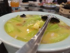 -大鸭梨烤鸭店(金顶街店)