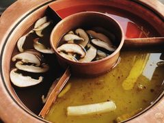 辣，番茄，菌锅-滇釜火锅·能喝汤的火锅(车公庄店)