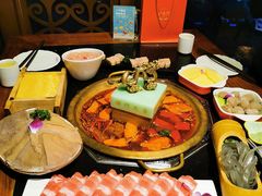 极品鲜毛肚-朝天门火锅(洪崖洞景观江景店)