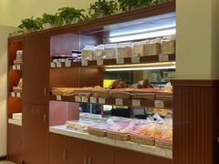 -红宝石·鲜奶小方·海派西点房(浦三店)