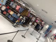 -优衣库(北京万柳华联购物中心店)