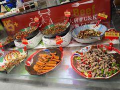 -四囍码头海鲜烧烤自助火锅(外滩南京东路悦荟广场店)