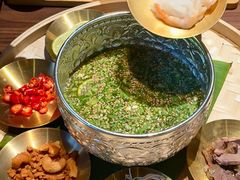 -良米山·云南野生菌过桥米线(上海首店)