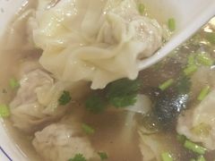 -老谢野馄饨(延安路店)