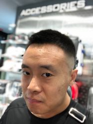 短发-TONI&GUY