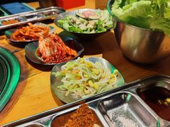 -唯成•韩国炭火烤肉 유성고기