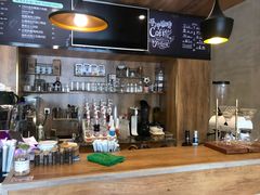 -ZING COFFEE 镜咖啡