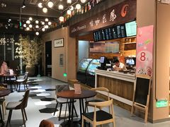 -新华书店(解放中路店)