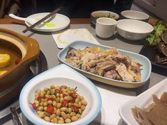 -四点金粥底火锅(沂州里店)