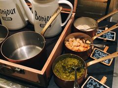 -圣丰索菲特·2 On 988 Café 自助餐厅