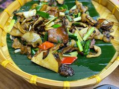 -云海肴·汽锅鸡·云南代表菜(天山百盛优客店)