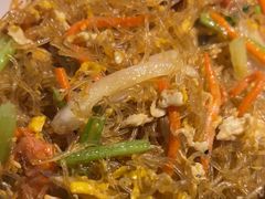 -卢大鲜鱼头捞饭(美利广场店)