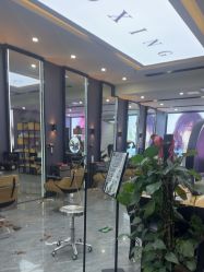 -藤野造型烫染·漂发