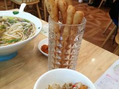 -贵凤凰贵州米粉(五道口店)
