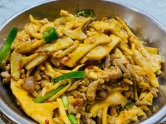 -红旗山庄(圭峰山店)