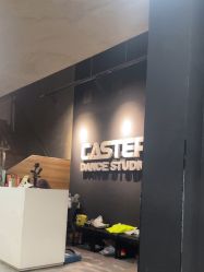 -CASTER跳舞俱乐部